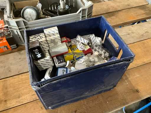 Machine/car lighting (12/24/48 Volt)