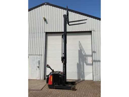 2020 EP CQE12R Li-Ion accu meerijdende reachtruck
