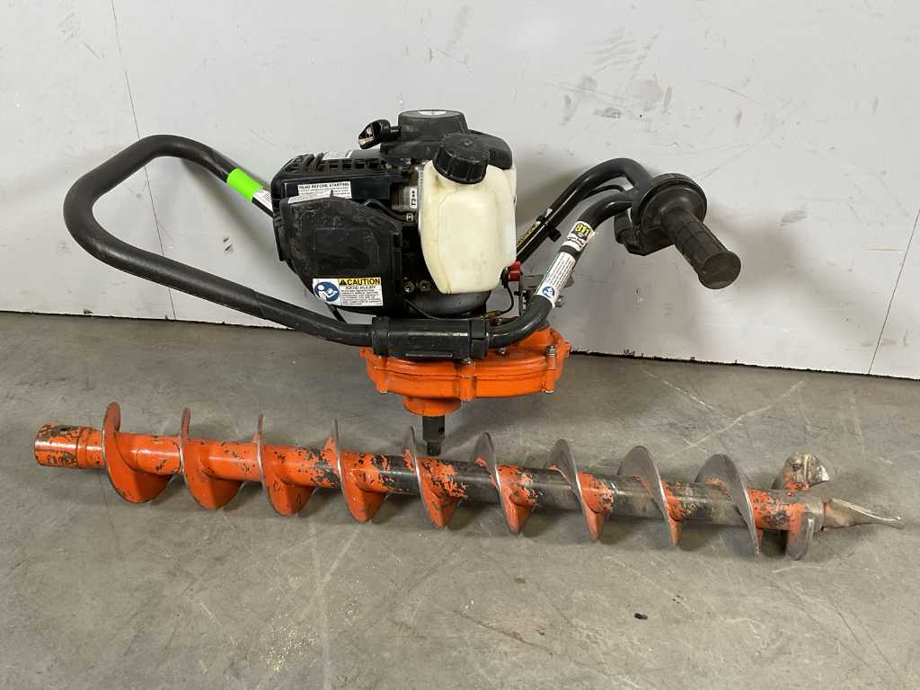 2019 General Equipment M240H Auger 1-Person Gasoline