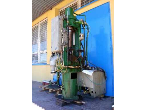 TOS CBJ 45 TOS CBJ 45 Hydraulische Pers