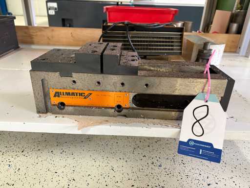 ALLMATIC TITAN 125 Machine Vise