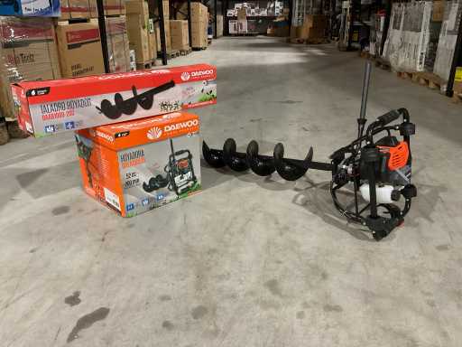 2025 ?wider ziemi Daewoo DAEAXB520