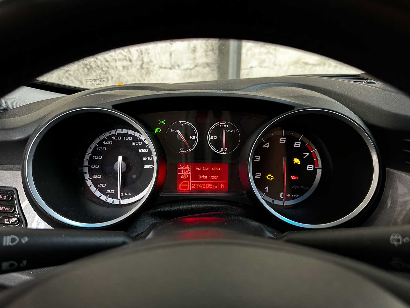 Alfa Romeo Giulietta 1.4 T Distinctive 170pk 2012 (Origineel-NL), 00-XKP-5