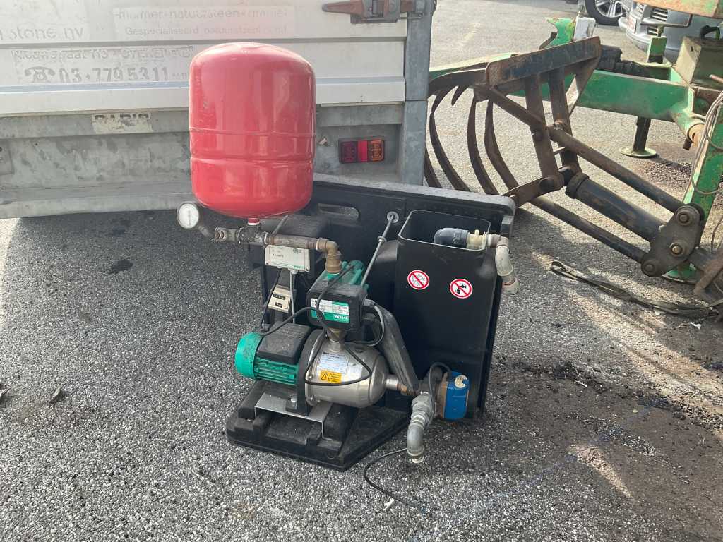 Pompă de apă hidroforă Wilo AF BASIC-MC 304EM E