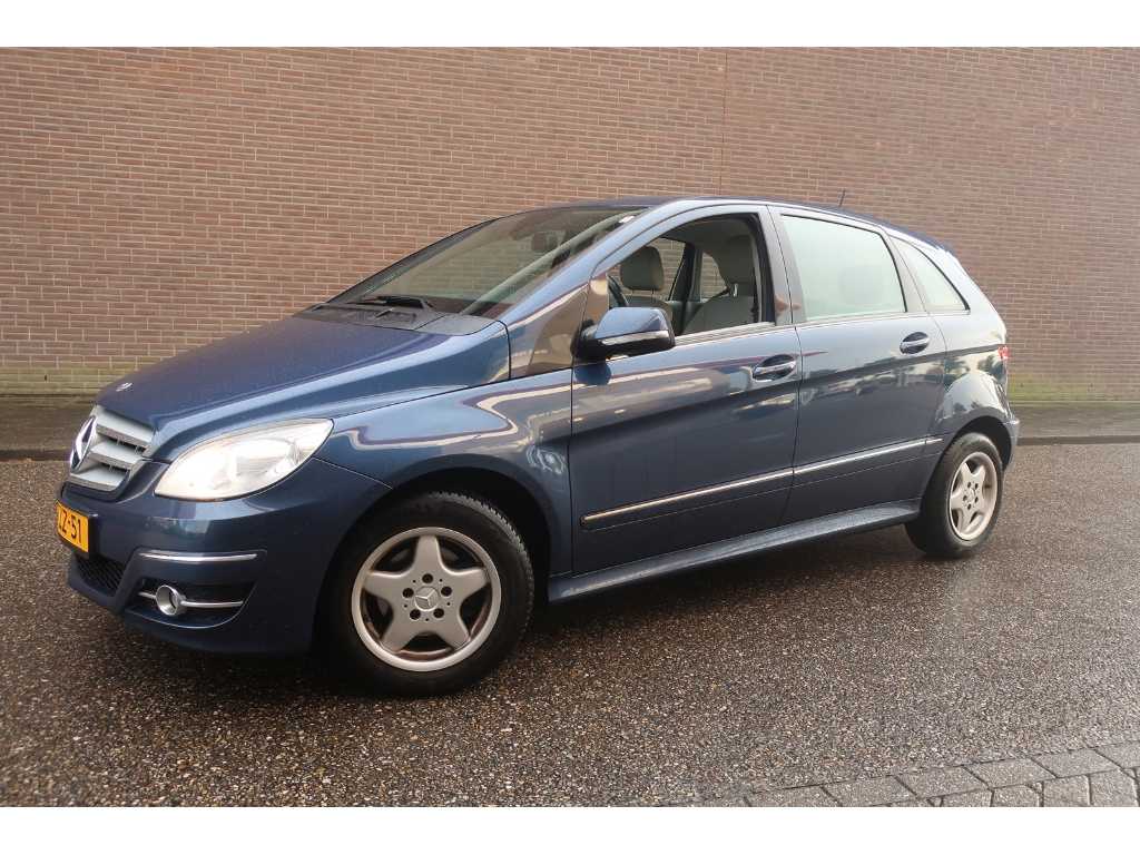 Mercedes Benz B-Class 170 Business Class, 9-TLZ-51