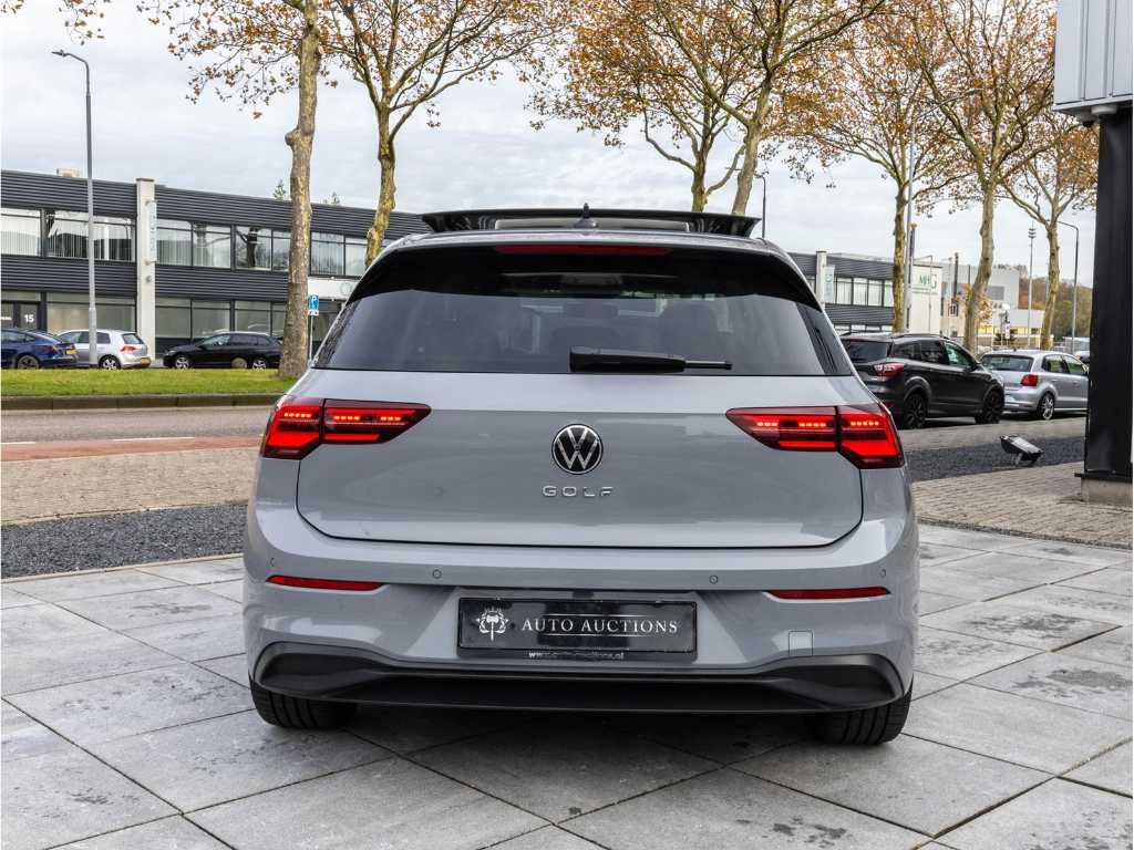 Volkswagen Golf 1.5 eTSI Life Automatic 2020 Panoramic Roof IQ Light Matrix  LED Memory Massage Blind Spot Sensor 18Inch
