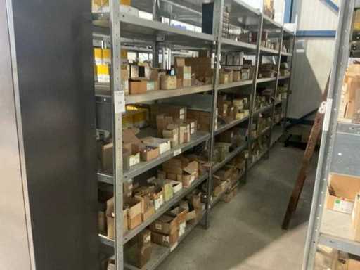 Chargenmontage-Hardware