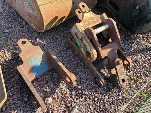 Set van 3 interfaces – VERACHTER – CLAMSHELL-INTERFACE – 2006