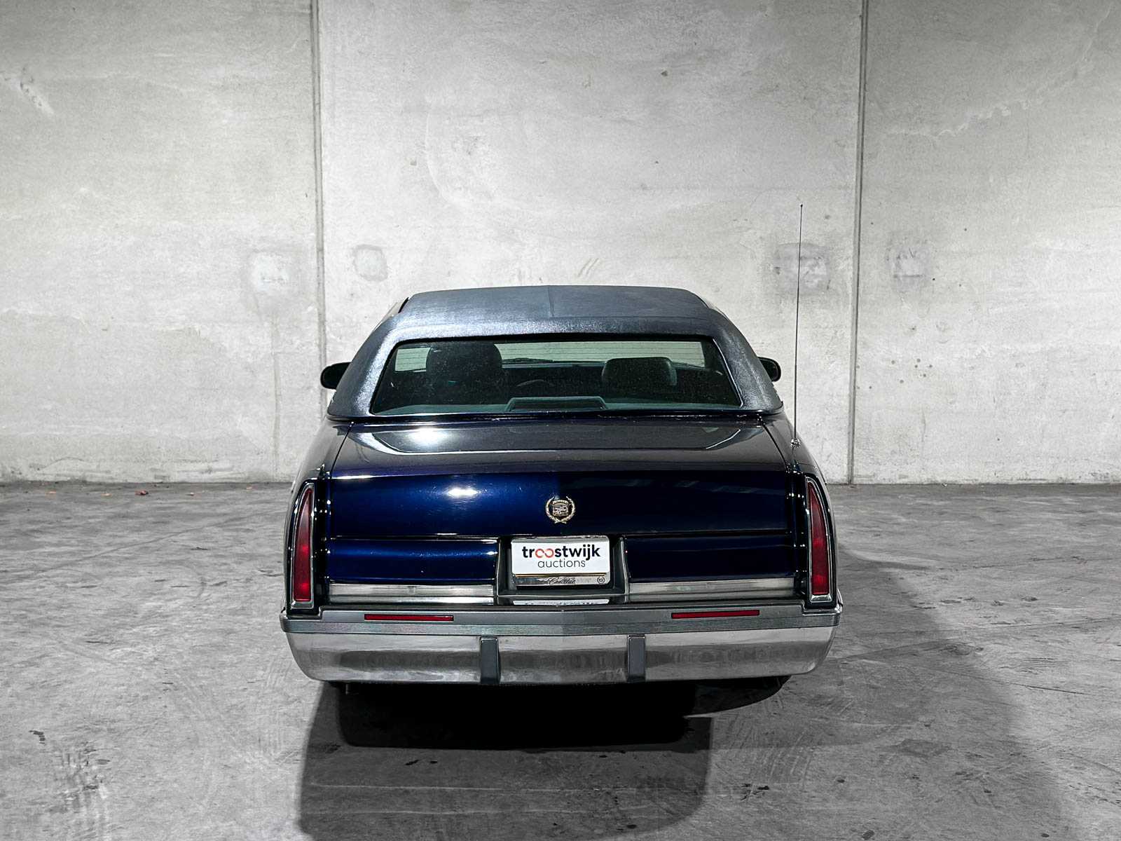Cadillac Fleetwood Brougham 256pk 1995, G-578-KG