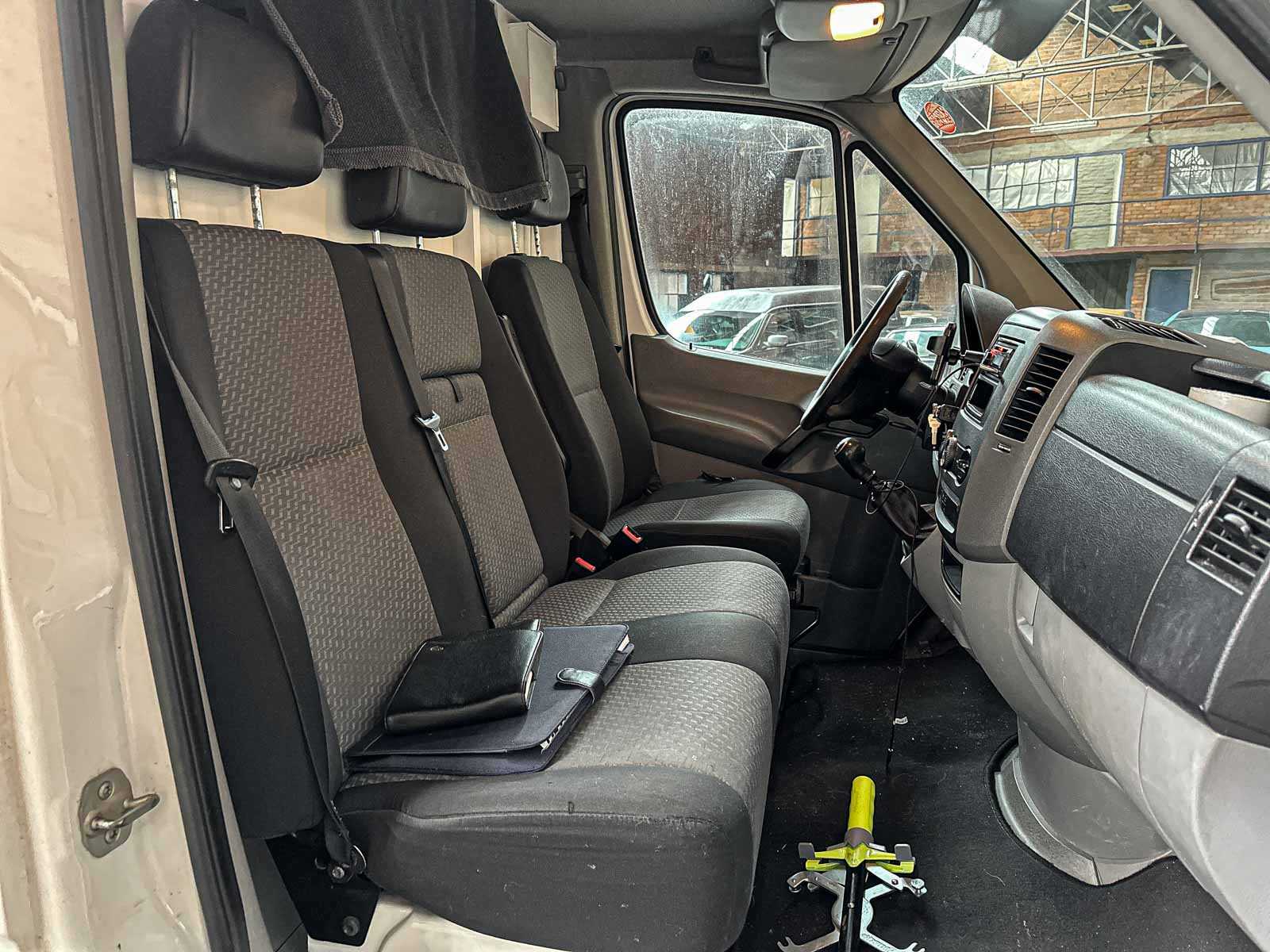 Volkswagen Crafter Camper 134pk 2011 (Origineel-NL), H-493-HN