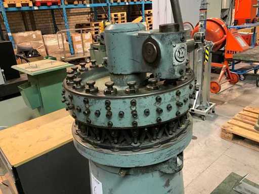Macchina perforatrice P. von Arx BST3