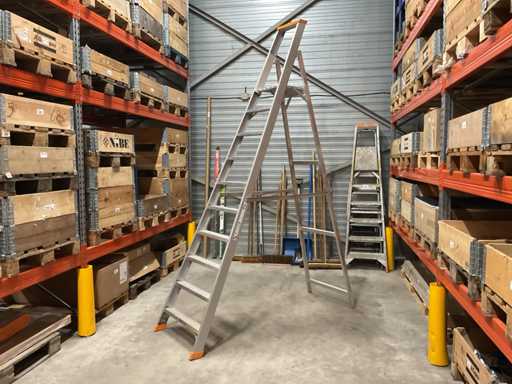 Ivana IVAF 110-A Landing Stairs