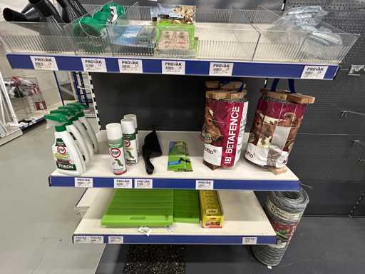 Verschiedene Gartenutensilien (50x)