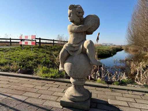 Sculptuur putti 1 meter hoog