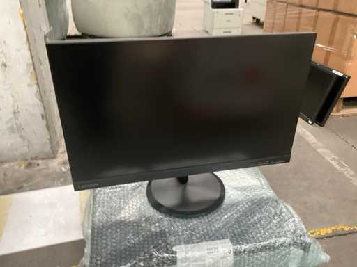 LENOVO LCD Monitor Komputer  (3x)