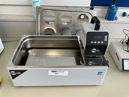 SCIENTIFIC LABORATORY SUPPLIES LAB PRO Water bath