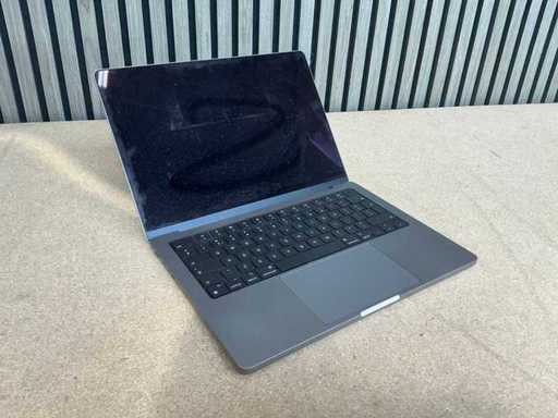 Laptop - Apple Inc. - MacBookPro18.3
