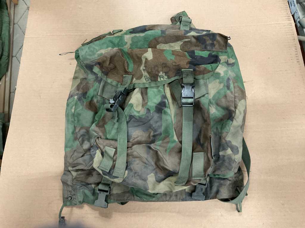 Army backpack (2x)