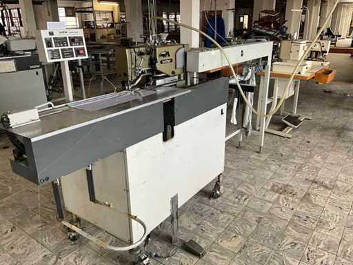 Brother BAS500 Knoopsgatenautomaat