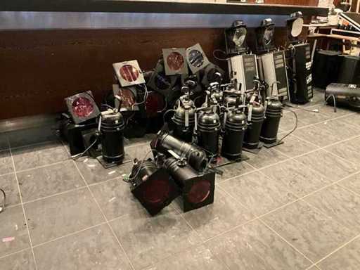 DTS P/56 Can Par spots (30x)