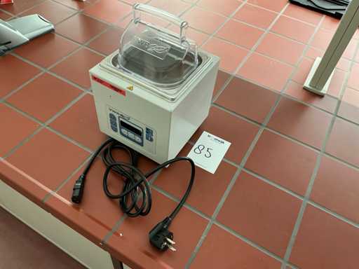 VWR Water Bath