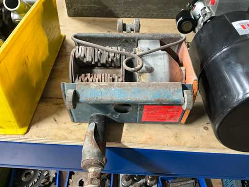 FR100 Pneumatische frees