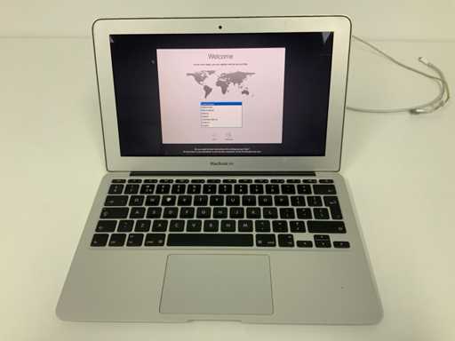 Apple A1370 11-inch MacBook Air Laptop