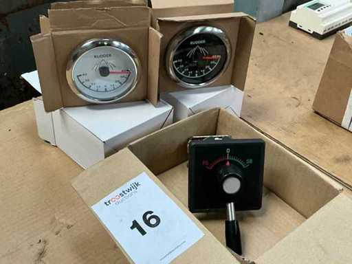 Gessmann N7-3R-X Rudder position indicator and controller