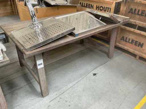 Eetkamertafel