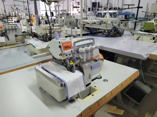 SIRUBA - 747QE - Overlock Sewing Machines