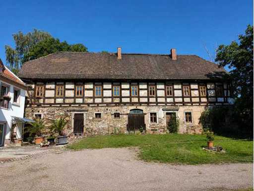 Karakteristieke Vakwerkvilla op perceel van 979 m² in Riesa - Duitsland