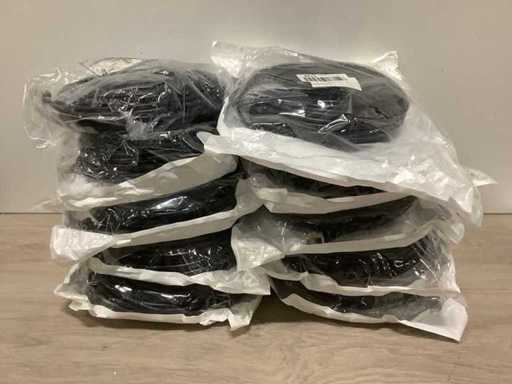 Elcam PC et câble réseau