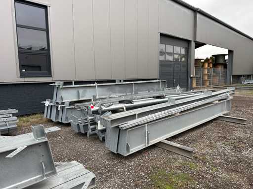 2024 - Stahlhalle mit Sockel ca. 900 qm