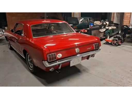 9b55056d-b33f-47c0-b88a-471764e6fac9.mp4