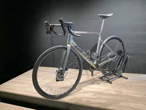 Bicicletta da strada Giant DEFY ADVANCED da 1 ml carbone/Via Lattea