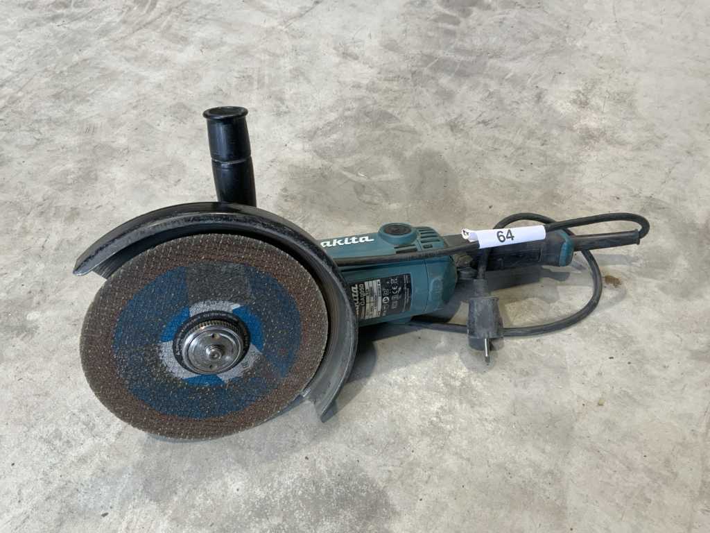 2018 Makita GA9050 Angle grinder