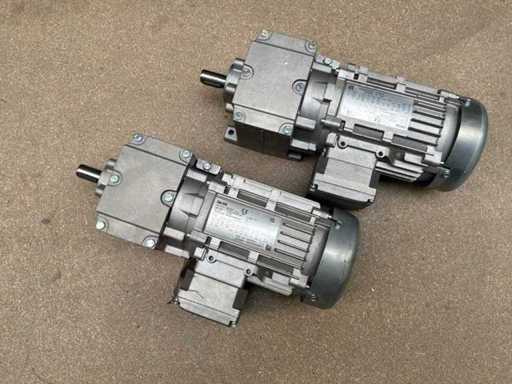 Lenze G500-H100 Motorreductor (2x)