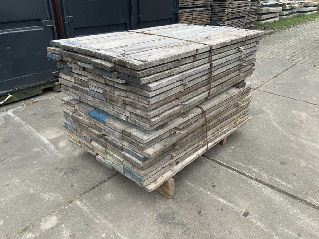 Batch of Scaffolding planks (approx. 100 pieces)