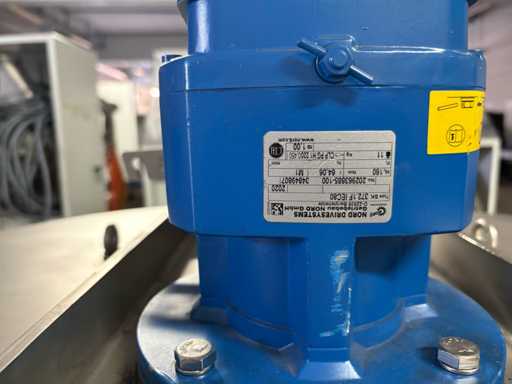 NORD DRIVESYSTEMS SK / 3/2 TF IECBO – Agitator tank with armature agitator