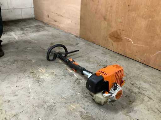 Machine combi Stihl km100r
