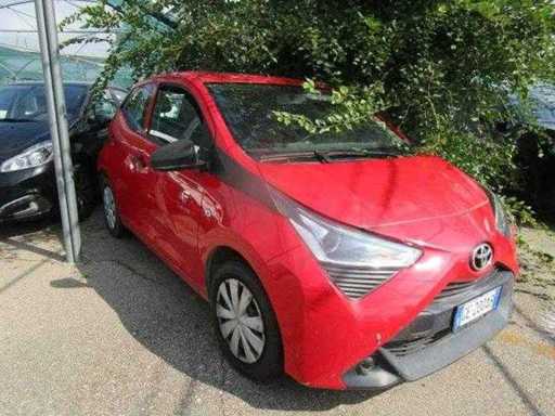 TOYOTA AYGO 2 SERIES CONNECT 1.0 VVT-I 72 HP 5P. X-FUN Automobile