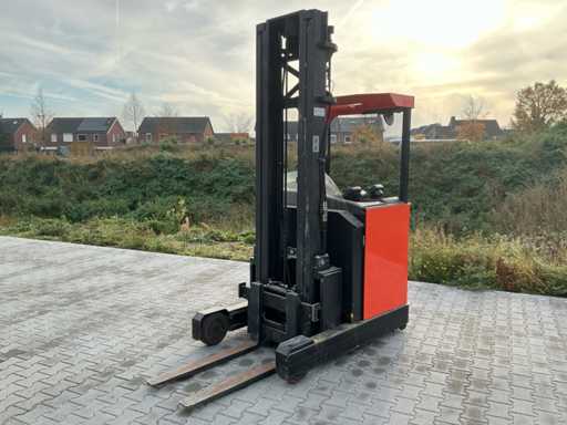 2008 BT RRE 160M Reach truck