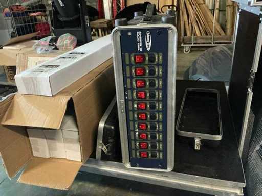 Showtec Schuko flash Dj-Switch 10