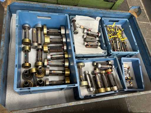   Post Boundary Gauge Mandrels
