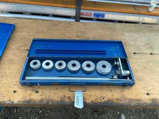 Unealtă de îndoire a țevilor EO