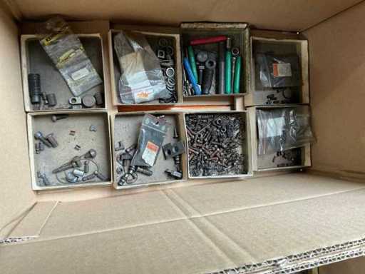 Batch of clamping and clamping material