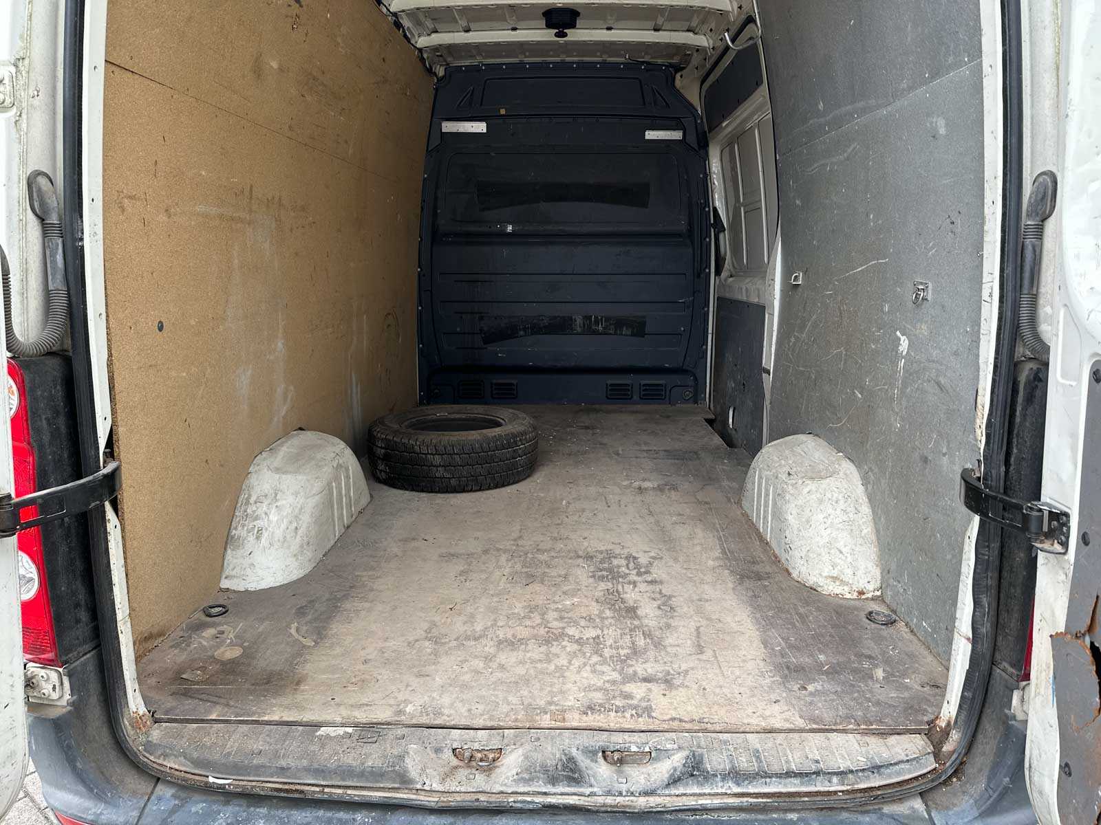 Volkswagen Crafter 35 2.5 TDI L2H1 DC 109pk 2008 (Origineel-NL), 62-VPJ-5