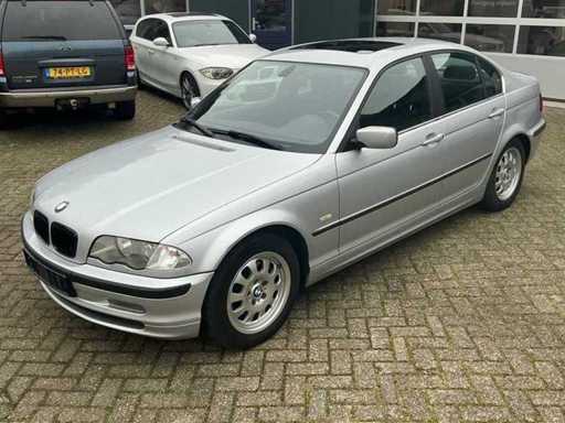 2000 BMW 3 Series 325xi Executive Passenger Car