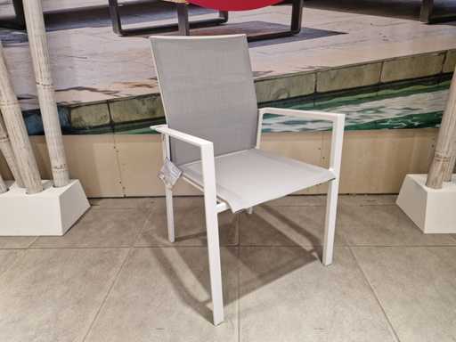 2 x chaise empilable Garden Prestige Alu Calvin White Matt avec accoudoir