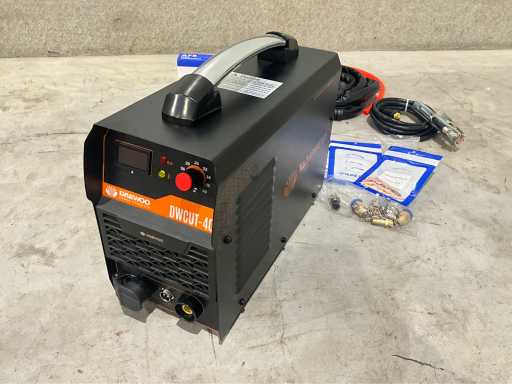 Daewoo - 2025 - CUT-40 - Mașină de tăiere cu plasmă